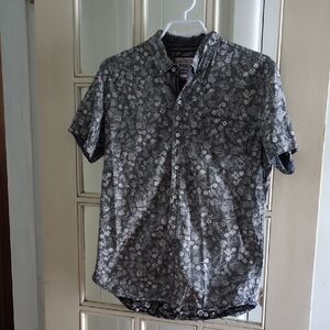 Men's Slim Fit Button Down Floral Short Sleeve Shirt - Size Medium